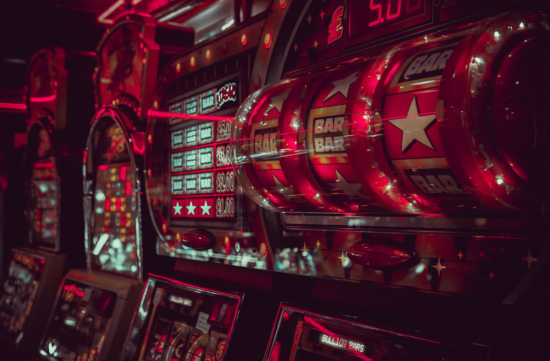 online-casinos-vs-brick-and-mortar-establishments